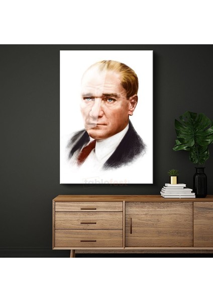 Sanatsal Atatürk - Beyaz Fonda Kırmızı Detaylı Cam Tablo