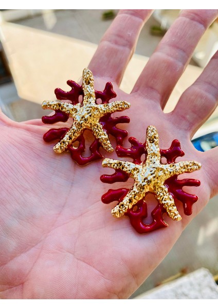 Mineli Altın Renk Mercan Model Çivi Kilitli Tasarım Denizyıldızı Küpe fırsatları