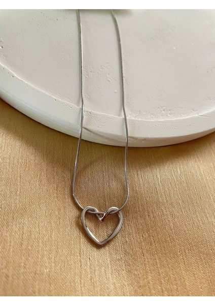 Kararmaz Paslanmaz Kalp Zarif Kolye fırsatları