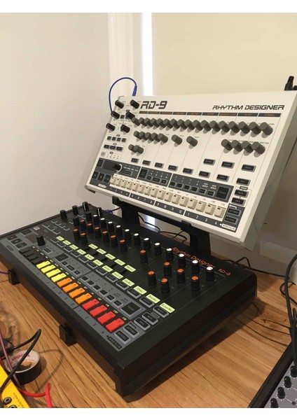 Behringer Rd-8 Rd-9 Rd-6 Td-3 Stand (Sadece Plastik Aparattır!!!) 3D fiyatları