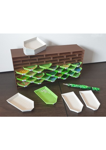 Elmas Boyama - Yapay Elmas Tepsili Saklama Kutusu (Sadece Plastik Aparattır!!!) 3D