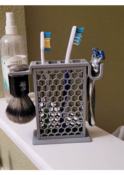 Tıraş Makinesi + Tıraş Fırçası + Diş Fırçası Tutucu (Sadece Plastik Aparattır) 3D