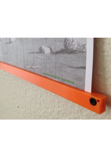 Kelepçe Poster Askı (Sadece Plastik Aparattır) 3D
