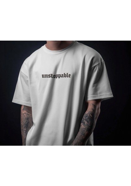 "unstoppable" Oversize T-Shirt modelleri
