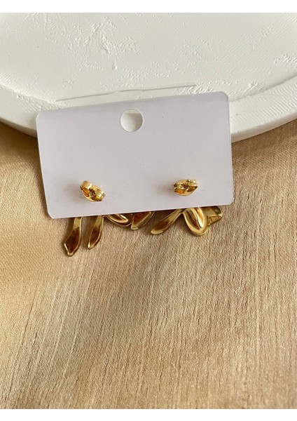 Gold Renk Kurdele Küpe fırsatları