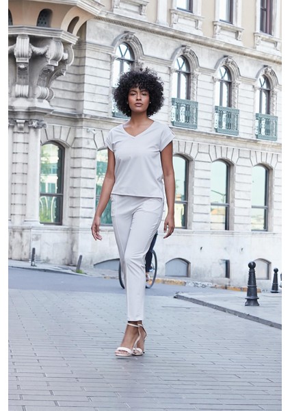 Kadın Modal Ipeksi Likralı Kumaş V Yaka Duble Kollu Apoletli Yanları Yırtmaçlı T-Shirt Bluz-Taş fırsatları