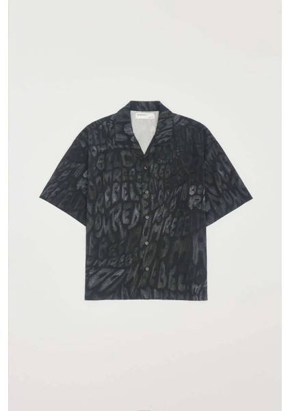 waves Kamp Yaka Gömlek - %70 Rayon, %30 Tencel, Özgün Domrebel Desenli Kısa Kollu