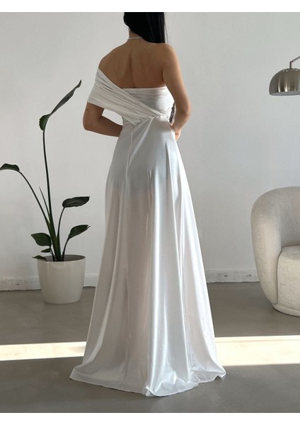 Beyaz Saten Abiye fiyatları