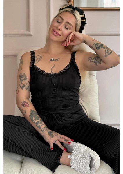 Siyah Sogno Örme Dantel Askılı Kadın Pijama Takımı