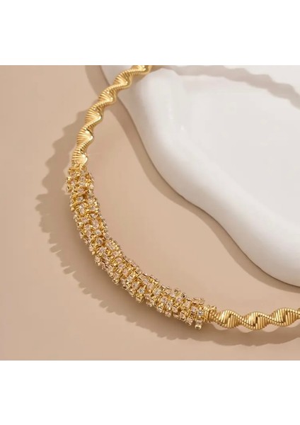 Taş Detay Choker Kolye