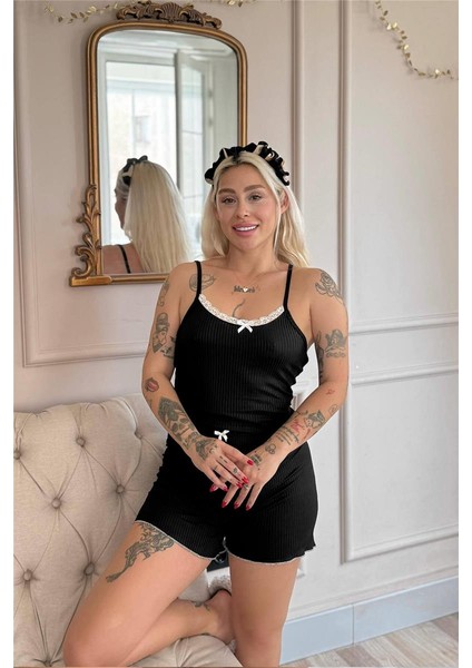 Siyah Chic Comfort Dantelli Örme Askılı Şortlu Kadın Pijama Takımı fiyatları