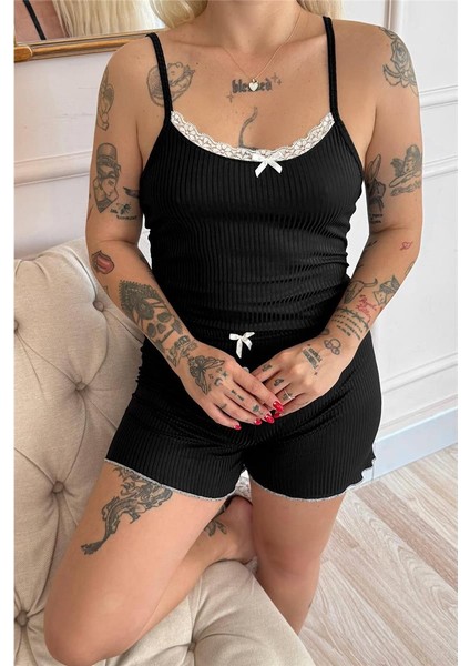 Siyah Chic Comfort Dantelli Örme Askılı Şortlu Kadın Pijama Takımı indirimleri