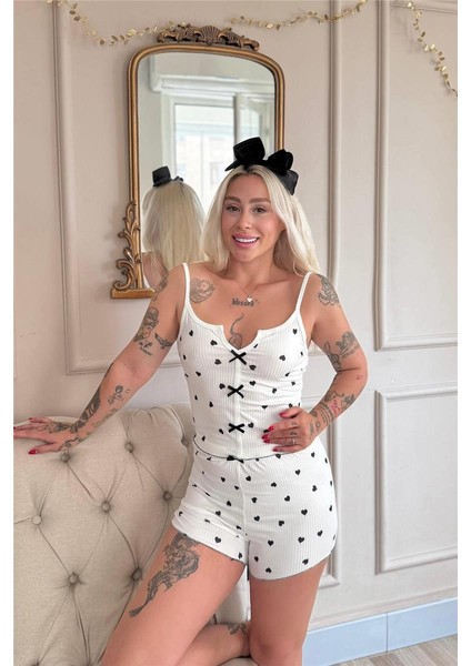 Nero Cuore Pigiama Desenli Dantelli Örme Askılı Şortlu Kadın Pijama Takımı fırsatları