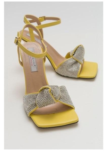 Kadın Glttr Sarı Taşlı Sandalet