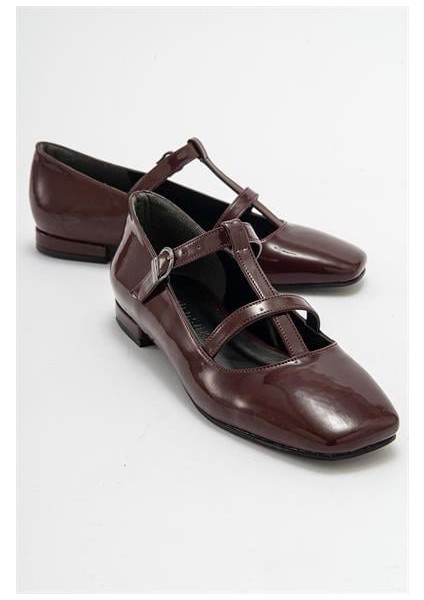 Kadın Fsta Bordo Rugan Tokalı Babet