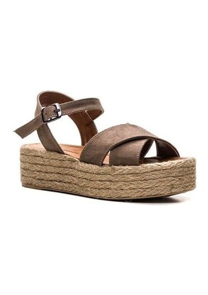 Kadın Ses Bej Sandalas