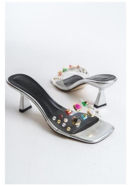 Kadın Vsca Gümüş Metalik Şeffaf Taşlı Terlik indirimleri