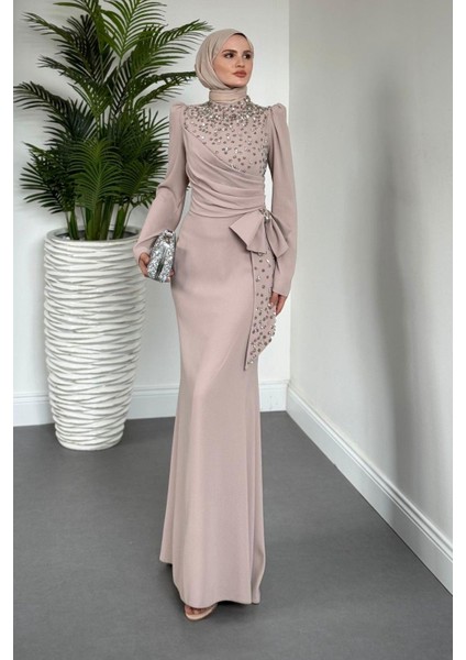 Lalissa Yandan Fiyonklu Taşlı Krep Abiye Vizon