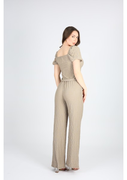 Kalp Yaka Crop Bluz Vebol Paça Yüksek Bel Lastikli Pantalon indirimleri