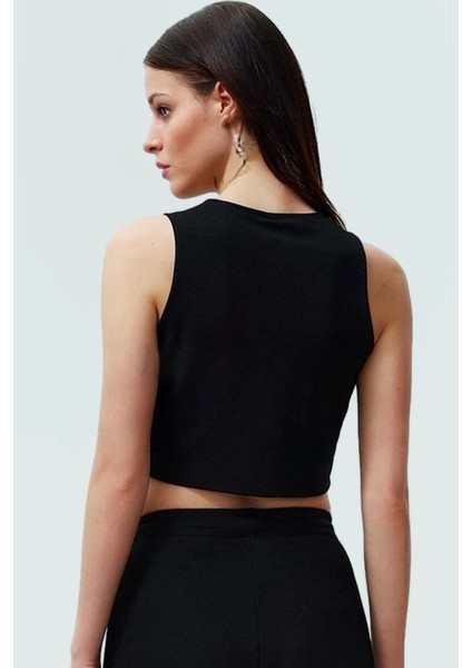 Geniş Paça Pantolon Yelek Takım Rahatlık ve Şıklık Bir Arada Işten Gündeliğe Modern Stil modelleri