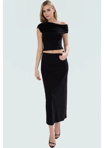 Ekose Desenli Örme Midi Elbise Takım Rahat Şık ve Çok Yönlü Premium Kalite Dayanıklı Malzeme fiyatları