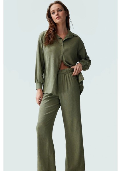 Şık Polyester Gömlek Pantolon Takım Rahat ve Nefes Alabilir Dokuma Kumaş Özenle Seçilmiş