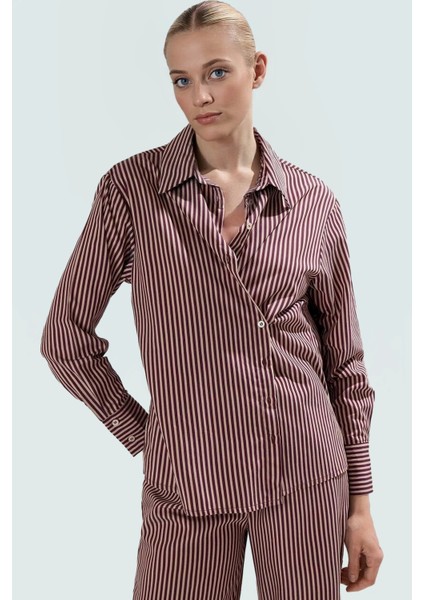 Rahat Viskoz Kumaşlı Çizgili Takım Elbise Günlük Kullanım Için Ideal Zarifane Tasarım fiyatları