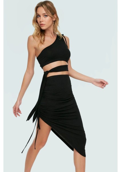 Şık Kadın Yazlık Bluz Etek Takım Regular Kesim Viskoz Kumaş Uzun Ömürlü Günlük Kullanım Için fiyatları