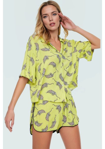 Nefes Alan Viskoz Kumaşlı Animal Desenli Rahat Yazlık Şort Takım ve Şık