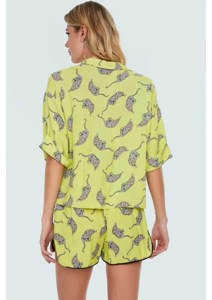 Nefes Alan Viskoz Kumaşlı Animal Desenli Rahat Yazlık Şort Takım ve Şık modelleri