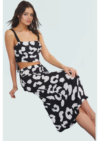 Viskoz Kadın Animal Desenli Yazlık Bluz Etek Takım Şık Görünüm Seçkin Malzeme Özenle Seçilmiş fiyatları