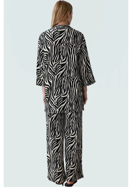 Şık Leopar Desenli Kimono Takım Nefes Alan Polyester Kumaş Görünüm Profesyonel modelleri