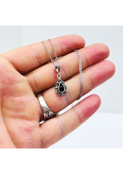 Damla Model Zirkon ve Oltu Taşı Işçilikli 925 Ayar Gümüş fiyatları
