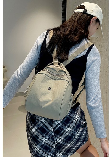 Banliyö Küçük Sırt Çantası Açık Eğlence Seyahat El Taşıma Kadın Çantası Büyük Kapasiteli Öğrenci Okul Çantası (Yurt Dışından) indirimleri