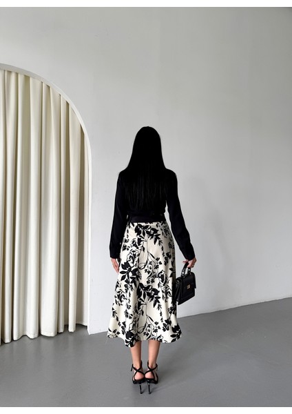 Çiçek Desenli Pilili Kuşaklı Etek 6735 fırsatları