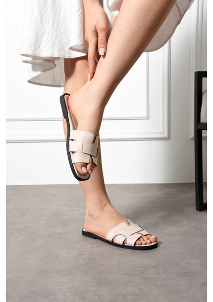 Kadın Terlik Kuşaklı Yazlık Terlik Dış Mekan ve Ev Terliği