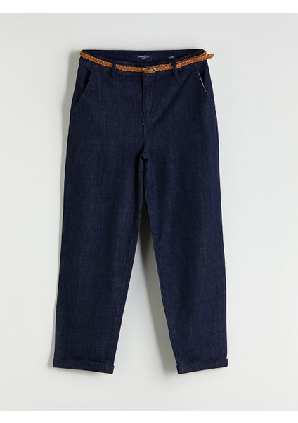 Yeni Sezon Beli Kemerli Carrot Fit Kadin Jean Pantolon - S5K248Z8