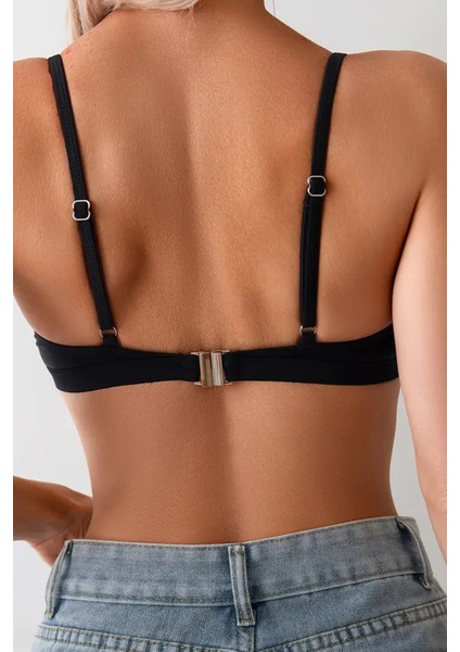 Metal Kopçalı Şık Bikini Üstü (Çıkartılabilir Kaplı) fiyatları