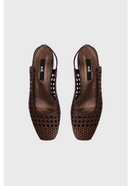 Deri Arkası Açık Sandalet Kahve 16545517000 modelleri