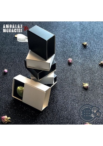 Sürgülü Kare Kutu Beyaz 25 Adet ( 10X10X3,5 cm ) fiyatları