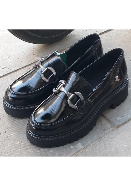 Venüs 2411531Y Kadın Hakiki Deri Kalın Tabanlı Loafer Günlük Ayakkabı fiyatları