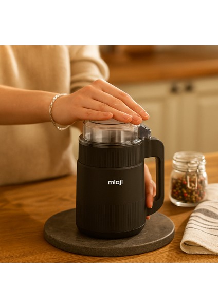 Mio CG34 500W Paslanmaz Çelik Bıçak Kompakt Baharat ve Kahve Öğütücü Siyah