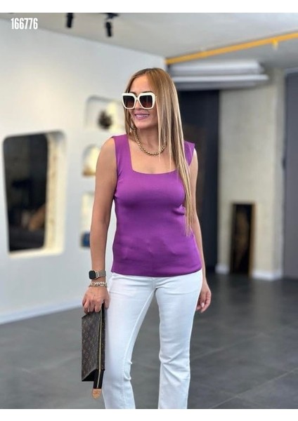 Kare Yaka Kalın Askılı Triko Bluz
