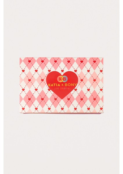 Kadın Kalpli 3'lü Kutulu Soket Çorap fiyatları