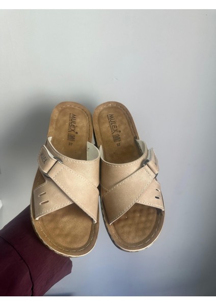 Anatomik Yumuşak Taban Cırtlı Kadın Ev Dışarı Terliği