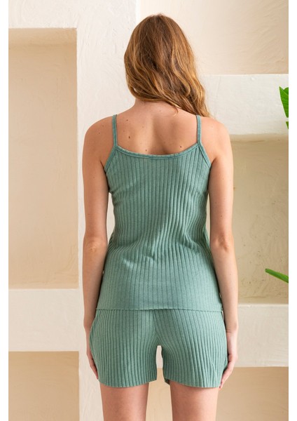 İp Askılı Şortlu Kaşkorse Kadın Pijama Takımı Pamuk Karışımlı Kumaş Çağla - 6015