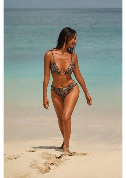 Capetown Leopar Desenli Dolgusuz Çıkarılabilir Kup Üçgen Bikini Üst