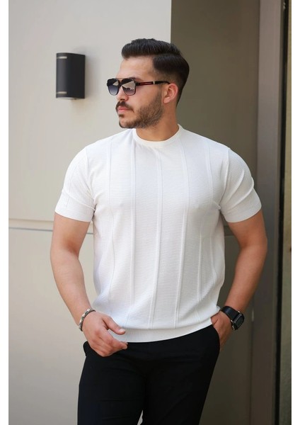 Erkek Desenli Çizgi Kabartmalı Kısa Kollu Tişört fiyatları