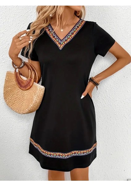Kadın Kısa Kollu V Yakalı Etnik Desen Şerit Detaylı Viskon Elbise indirimleri