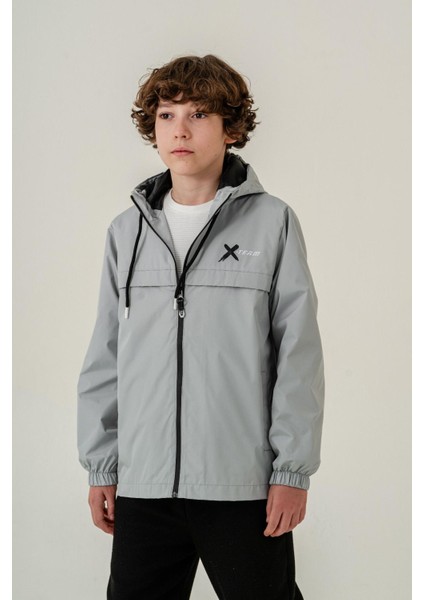 Erkek Çocuk Kapüşonlu Cepli Astarlı Mevsimlik Yağmurluk modelleri